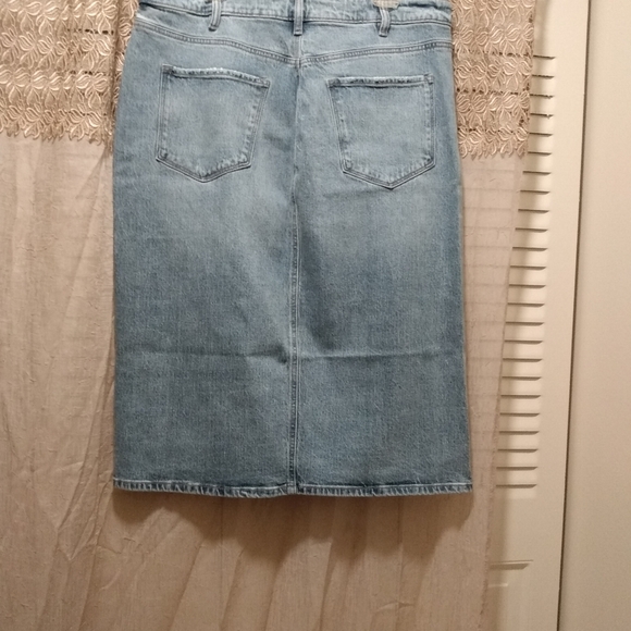 NWT 🔥 Fashion Nova Open to it denim midi skirt, WPL 2X - Picture 5 of 9